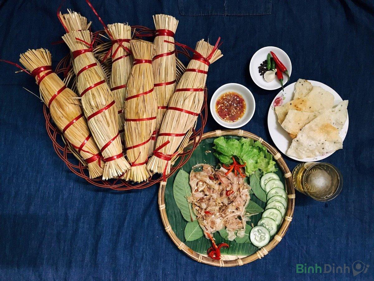 Ăn gì ở Quy Nhơn: Khám Phá Các Món Ngon Đặc Sản Ăn gì ở Quy Nhơn: Khám Phá Các Món Ngon Đặc Sản