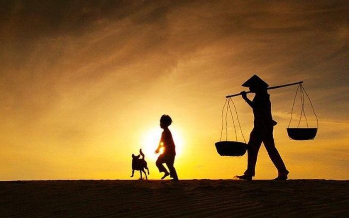 Lời Ru Của Mẹ: Phân Tích Chi Tiết Ý Nghĩa Và Ảnh Hưởng Sâu Sắc Lời Ru Của Mẹ: Phân Tích Chi Tiết Ý Nghĩa Và Ảnh Hưởng Sâu Sắc
