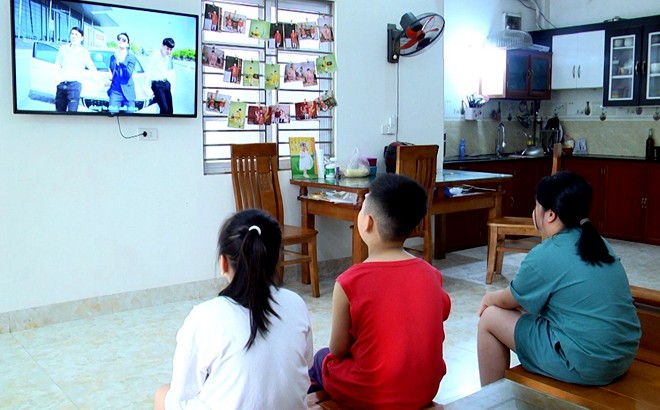 Khi Còn Ngồi Trên Ghế Nhà Trường, Em Làm Thế Nào Để Sử Dụng Mạng Xã Hội? Khi Còn Ngồi Trên Ghế Nhà Trường, Em Làm Thế Nào Để Sử Dụng Mạng Xã Hội?
