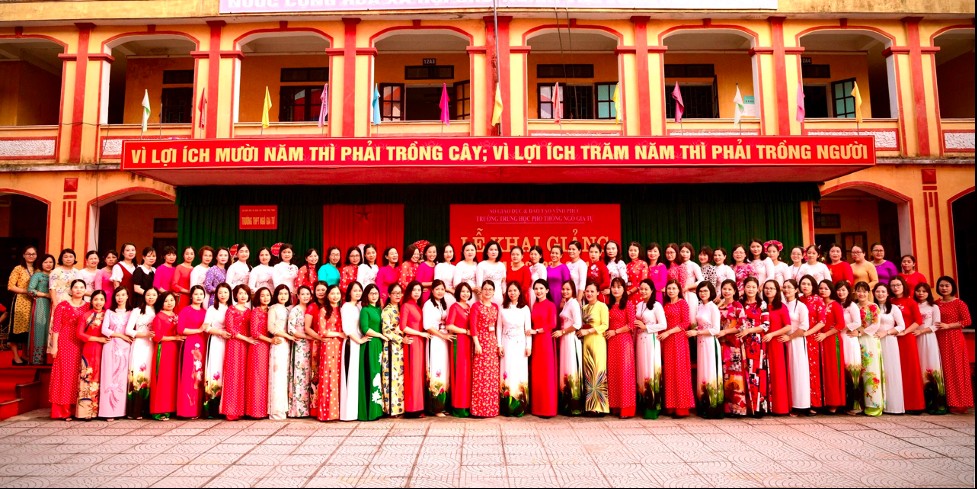 Một Con Ngựa Đau Cả Tàu Bỏ Cỏ Có Nghĩa Là Gì? Giải Thích Chi Tiết Một Con Ngựa Đau Cả Tàu Bỏ Cỏ Có Nghĩa Là Gì? Giải Thích Chi Tiết