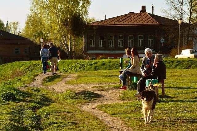 Sẻ Chia Trong Cuộc Sống: Ý Nghĩa, Giá Trị và Cách Thực Hiện