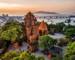 Tháp Bà Pô Na Ga: Khám Phá Kiến Trúc Chăm Pa Cổ Kính Tại Nha Trang Tháp Bà Pô Na Ga: Khám Phá Kiến Trúc Chăm Pa Cổ Kính Tại Nha Trang