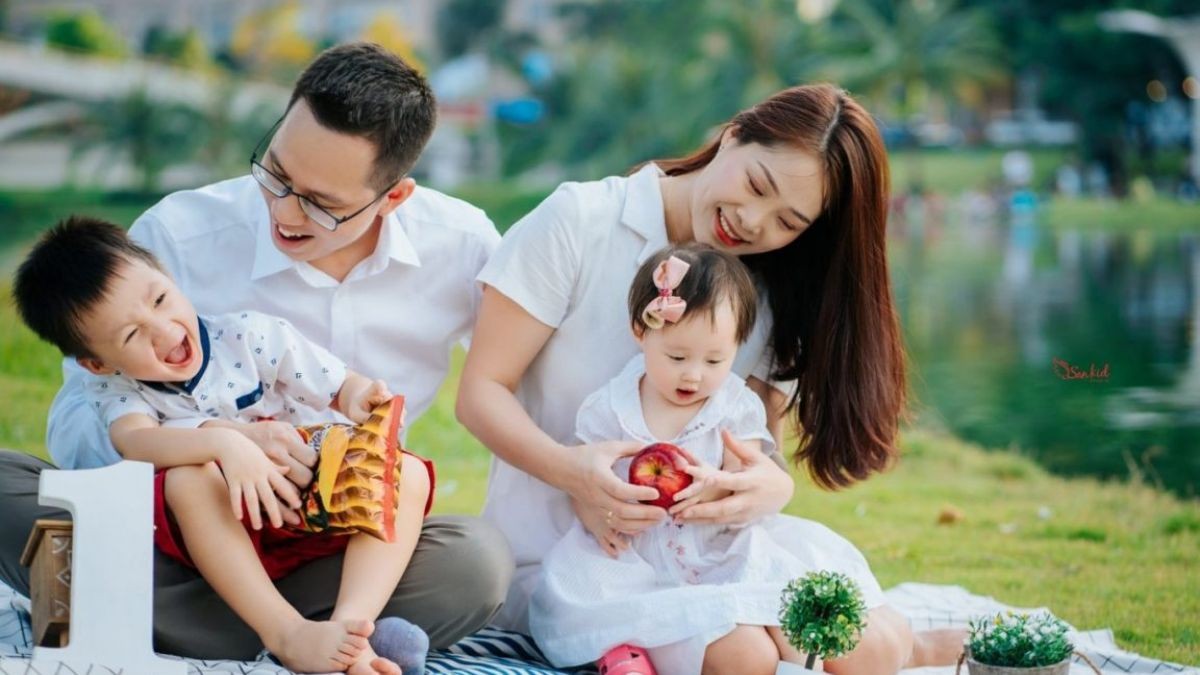 Công Danh Đã Được Hợp Về Nhàn: Lành Dữ Âu Chi Thế Nghị Khen?