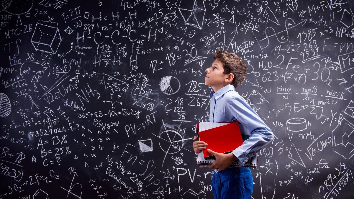 Giao Điểm 3 Đường Cao Gọi Là Gì? Giải Thích Chi Tiết Nhất