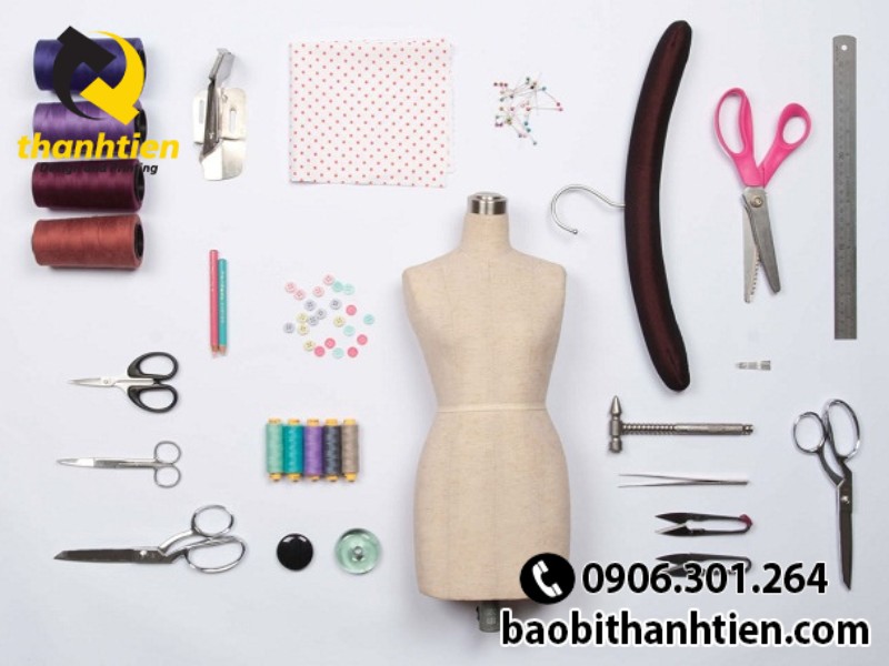 Gà Thuộc Lớp Gì? Khám Phá Phân Loại Khoa Học Về Gà