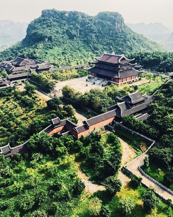 Để Giữ Gìn và Phát Huy Truyền Thống Quê Hương, Cần Lên Án Hành Vi Nào?