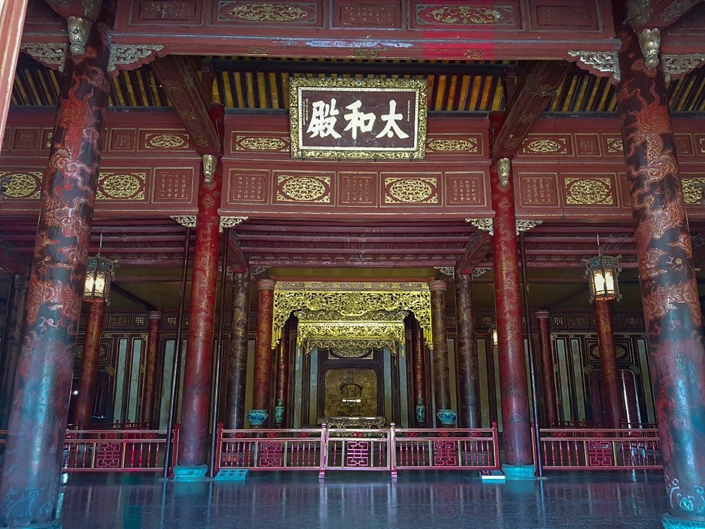 Điện Cần Chánh, nơi làm việc của các vua triều Nguyễn