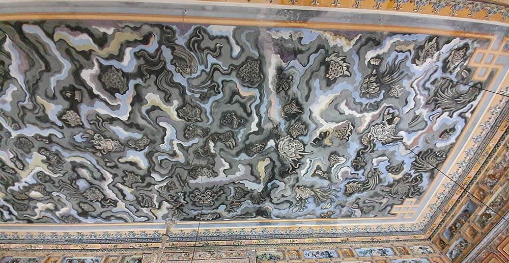 Lăng vua Khải Định