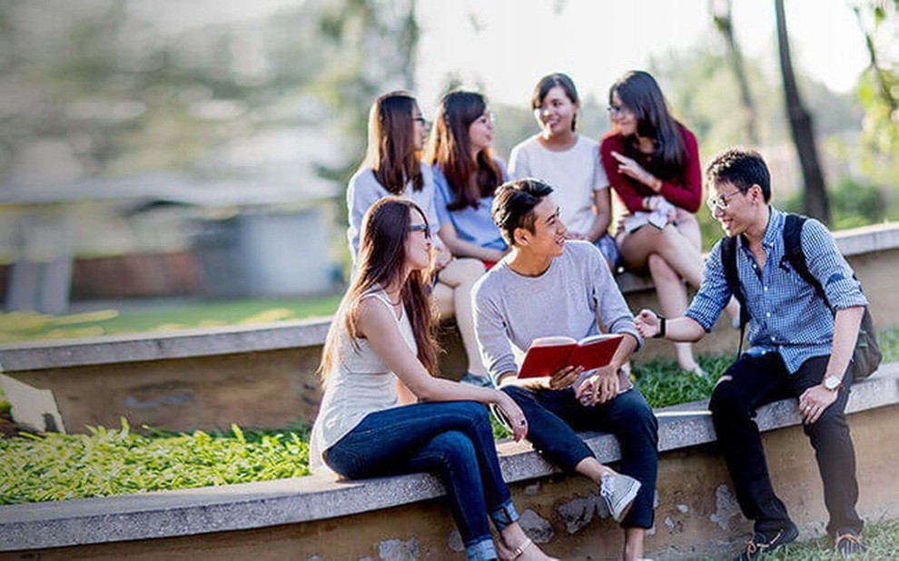 Sinh viên vắt chân lên cổ mong tốt nghiệp đúng hạn - 3