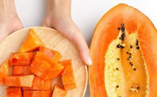 Đu đủ mang lại nhiều lợi ích cho sức khỏe, từ giảm cân đến bảo vệ tim mạch