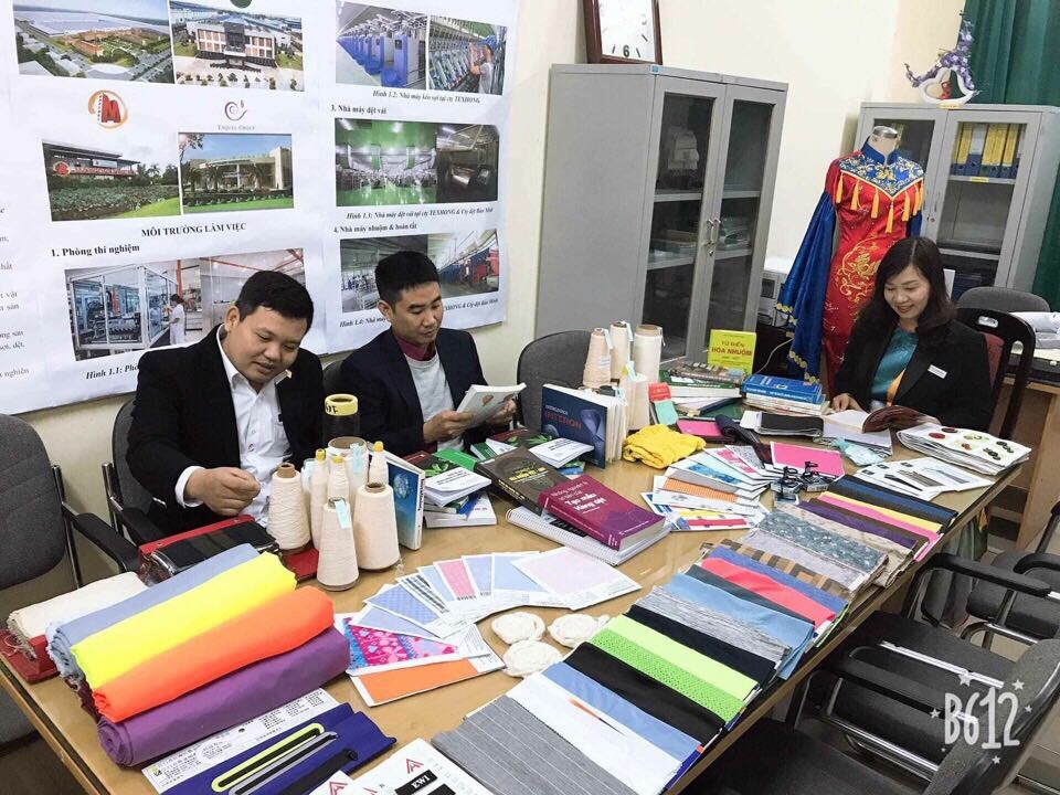Công Nghiệp Dệt May Thuộc Nhóm Ngành Nào? Giải Đáp Chi Tiết Công Nghiệp Dệt May Thuộc Nhóm Ngành Nào? Giải Đáp Chi Tiết