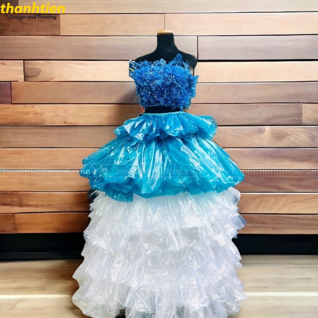 May Váy Tái Chế Từ Túi Ni Lông: Hướng Dẫn Chi Tiết Và Ý Tưởng May Váy Tái Chế Từ Túi Ni Lông: Hướng Dẫn Chi Tiết Và Ý Tưởng