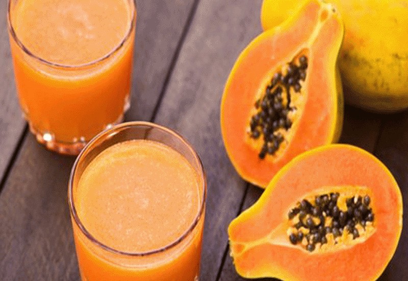 Đu đủ chín chứa vitamin B và riboflavin, giúp cải thiện hệ tiêu hóa, ngăn ngừa táo bón hiệu quả cho mẹ bầu.