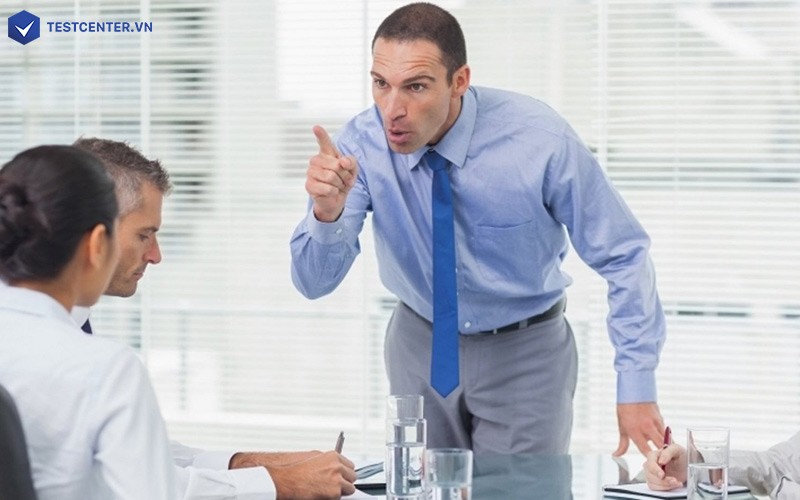 Lời Phê Bình Là Gì? Bí Quyết và Nghệ Thuật Phê Bình Hiệu Quả Lời Phê Bình Là Gì? Bí Quyết và Nghệ Thuật Phê Bình Hiệu Quả