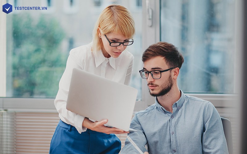 **Sau Sinh Ăn Ớt Chuông Được Không? Lời Giải Đáp Từ CAUHOI2025.EDU.VN**